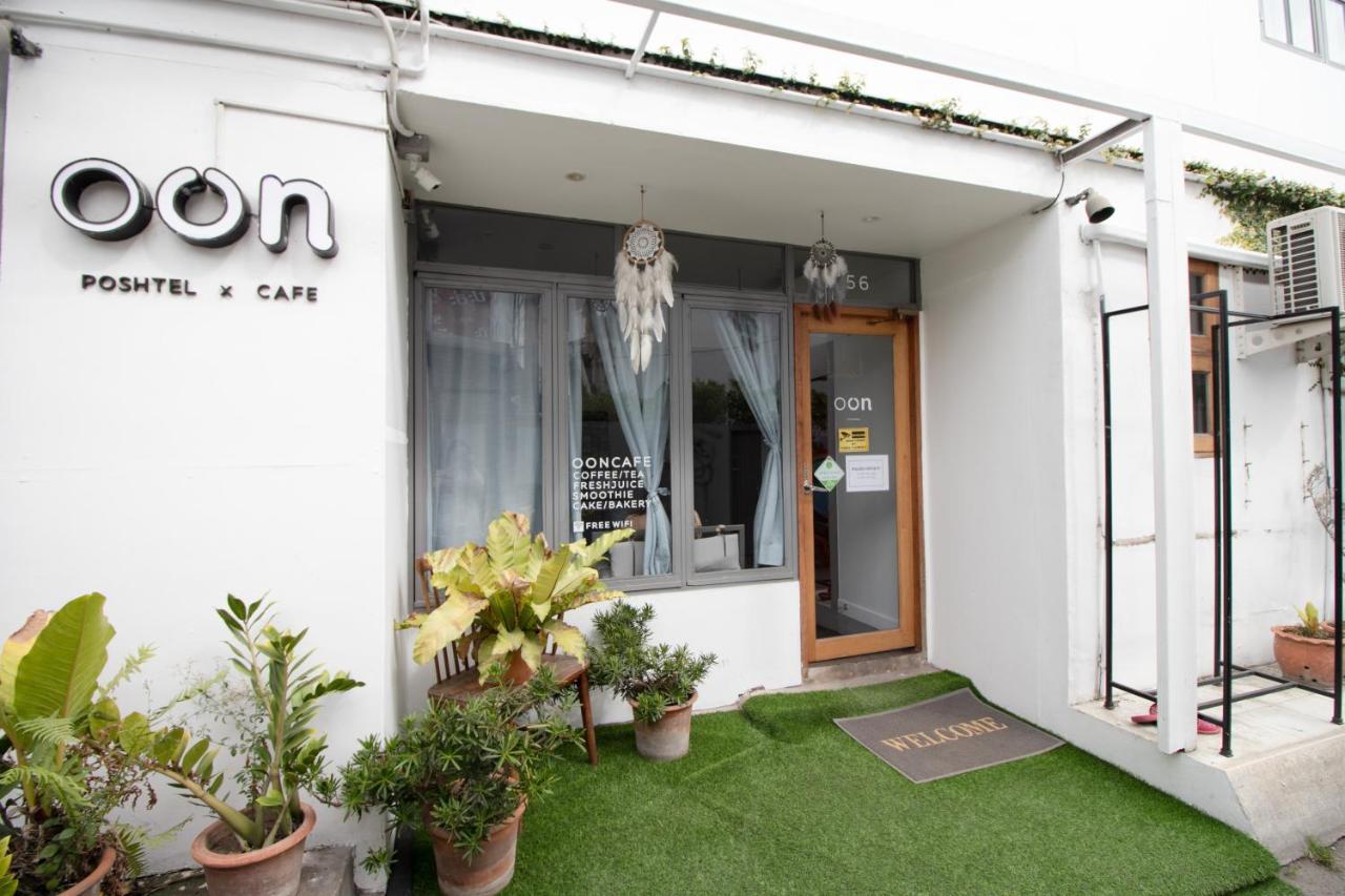 Oon Poshtel X Cafe Hostel Csiangmaj Kültér fotó