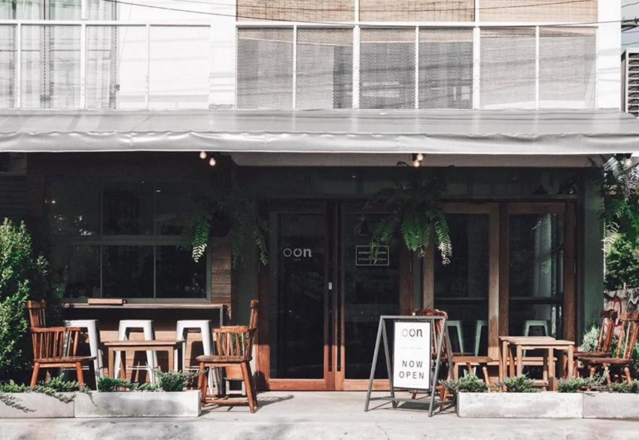 Oon Poshtel X Cafe Hostel Csiangmaj Kültér fotó