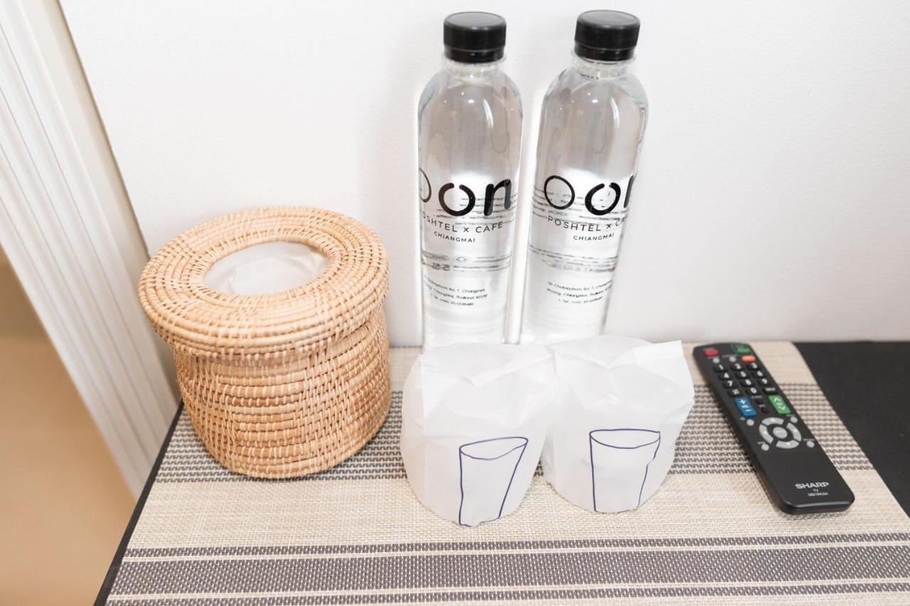 Oon Poshtel X Cafe Hostel Csiangmaj Kültér fotó