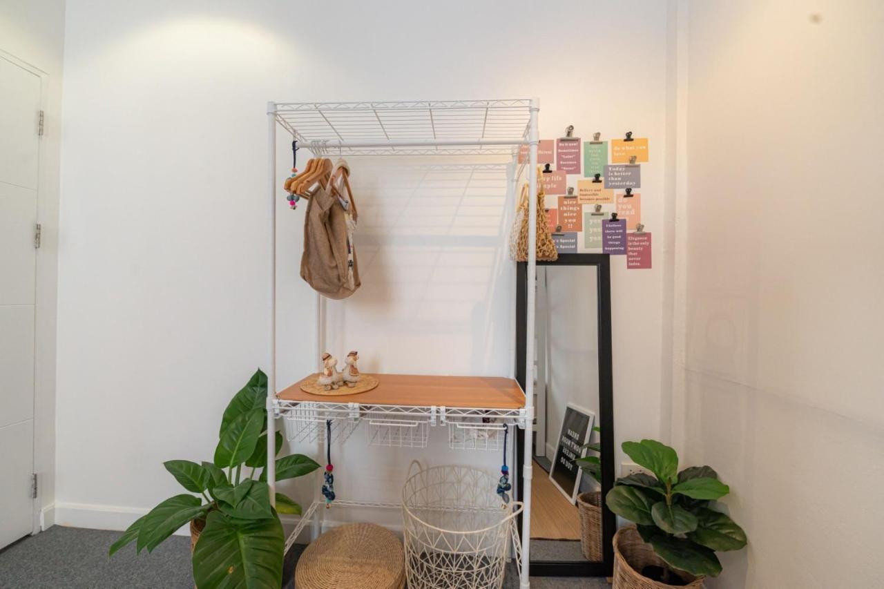 Oon Poshtel X Cafe Hostel Csiangmaj Kültér fotó