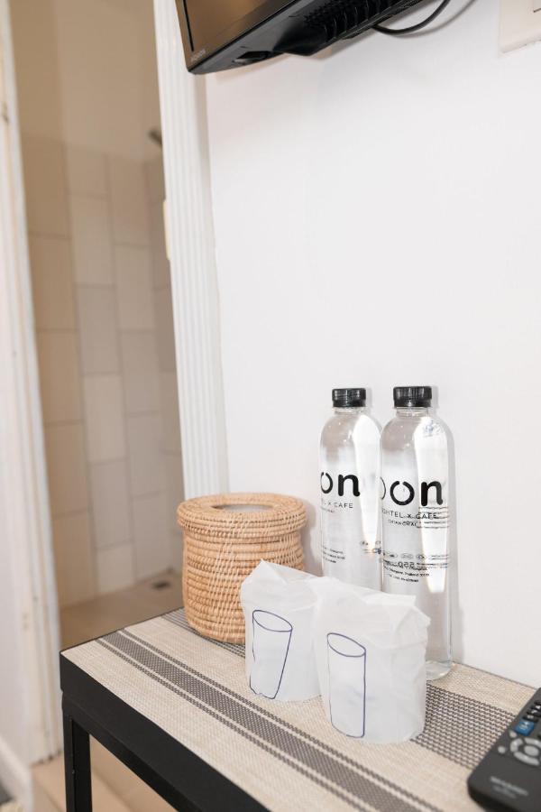 Oon Poshtel X Cafe Hostel Csiangmaj Kültér fotó